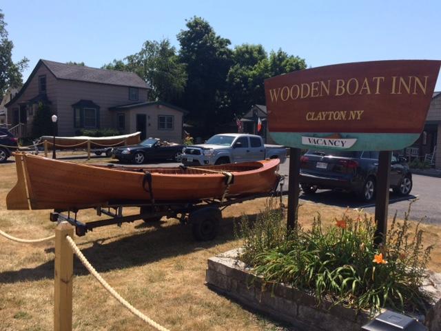Wooden Boat Inn Clayton Ngoại thất bức ảnh